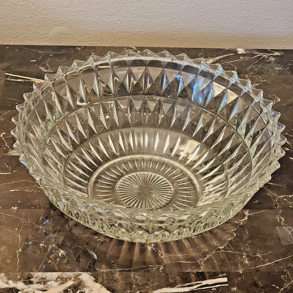 Vintage Crystal Diamond Point Sawtooth 8.5
